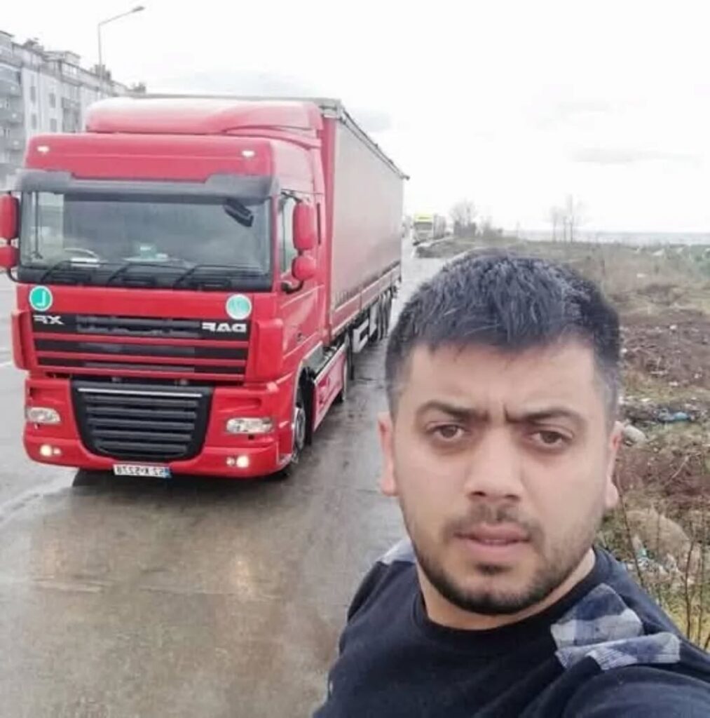 ORDU’DA İKİ KAMYON KAFA KAFAYA ÇARPIŞTI! 1 ÖLÜ, 1 YARALI